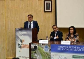 Víctor del Moral apuesta por la I+D+i como una alternativa de futuro en el sector hidráulico extremeño